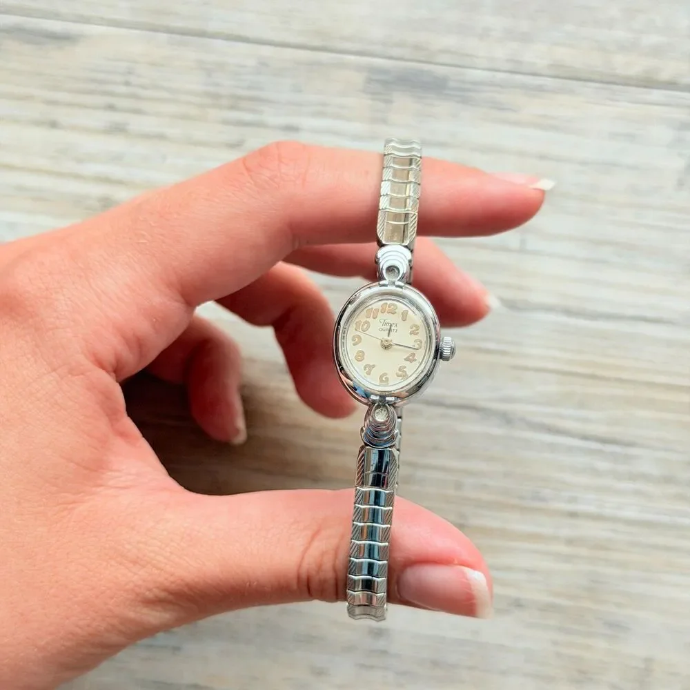 Vintage Timex Watch Dainty Silver Tone Bracelet Antique Cocktail 90s 50s Working